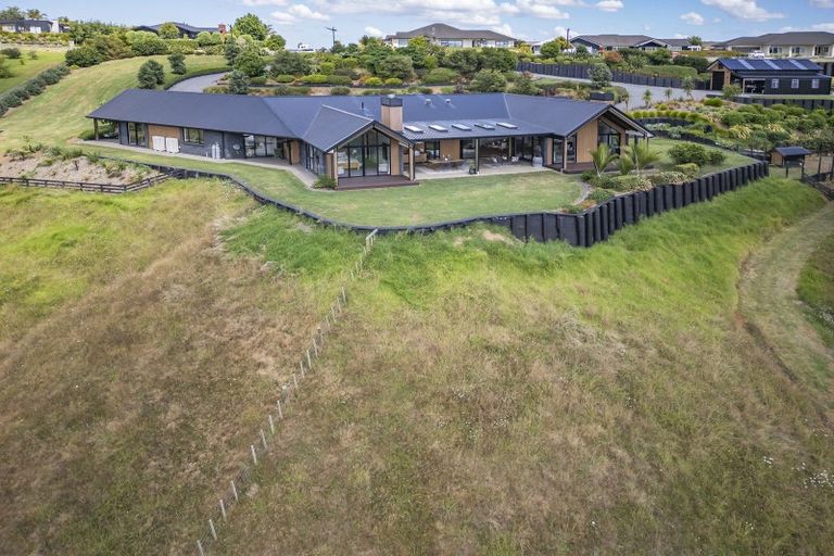 Photo of property in 19 William Andrew Road, Pukekohe, 2120