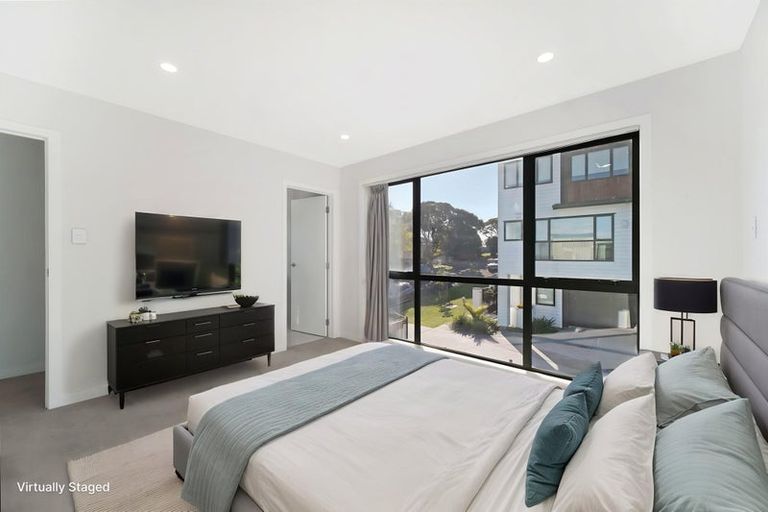 Photo of property in 1/10 Howe Street, Howick, Auckland, 2014