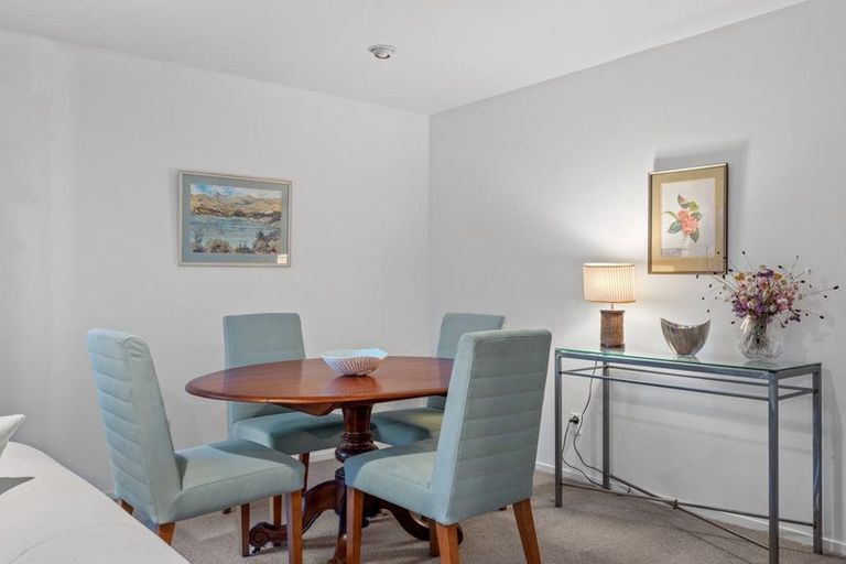 Photo of property in 9/32 Cranmer Square, Christchurch Central, Christchurch, 8013