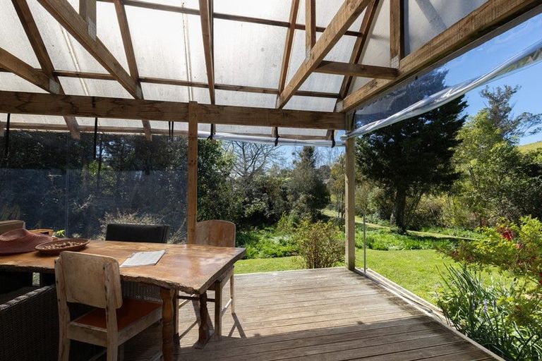 Photo of property in 16 School Road, Lower Moutere, Upper Moutere, 7175