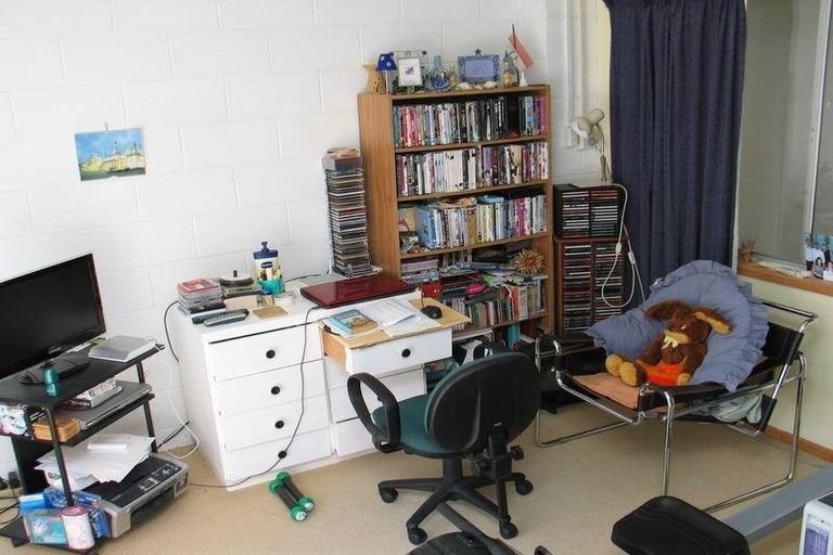 Photo of property in 2/163 Forrest Hill Road, Forrest Hill, Auckland, 0620