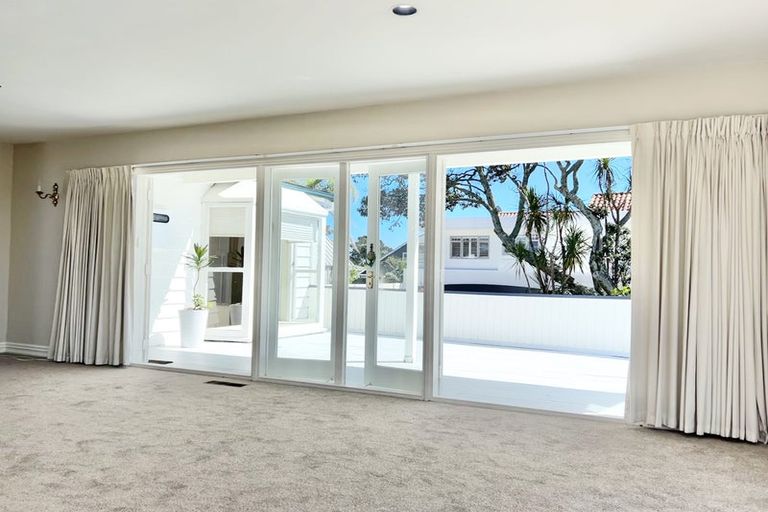 Photo of property in 1/3 Brown Street, Hauraki, Auckland, 0622