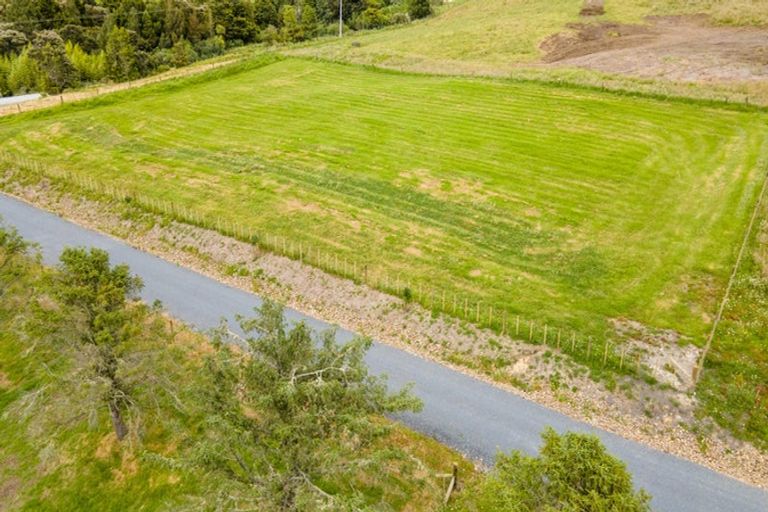 Photo of property in 674 Millbrook Road, Waipu, 0582