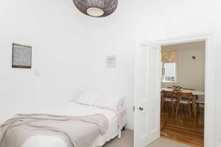 Photo of property in 337 Aberdeen Road, Gisborne, 4010