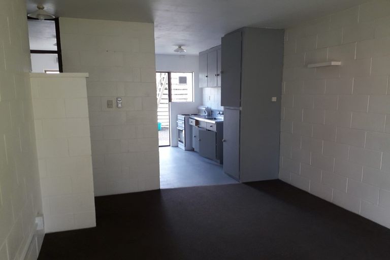 Photo of property in 236 Old Farm Road, Hamilton East, Hamilton, 3216