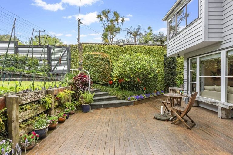 Photo of property in 40 Huia Road, Titirangi, Auckland, 0604