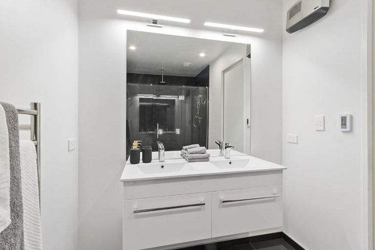 Photo of property in 10 Guilder Drive, Prebbleton, 7604