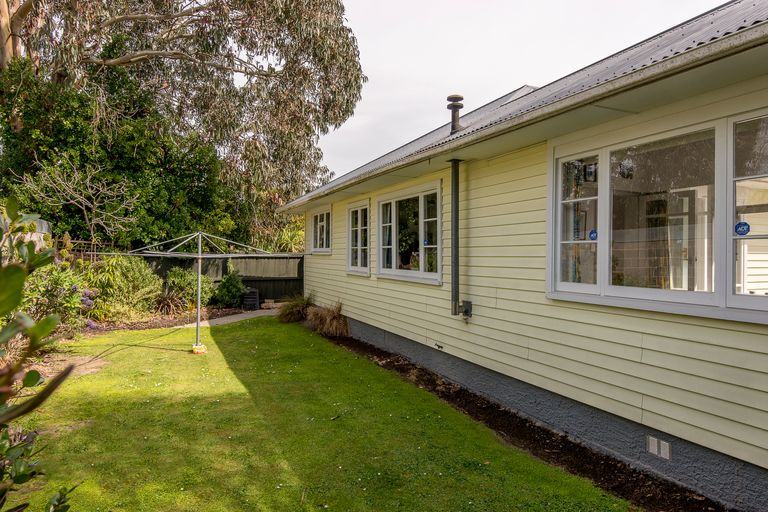 Photo of property in 23a Cross Street, Phillipstown, Christchurch, 8011