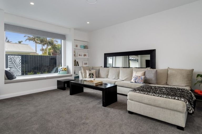 Photo of property in 15 Avocado Lane, Bethlehem, Tauranga, 3110