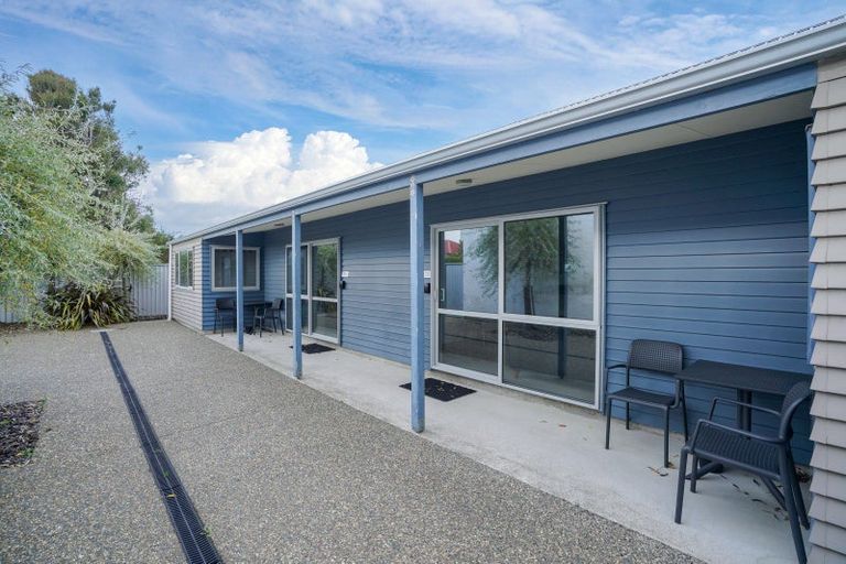 Photo of property in 12a-c Camden Street, Turnbull Thomson Park, Invercargill, 9810