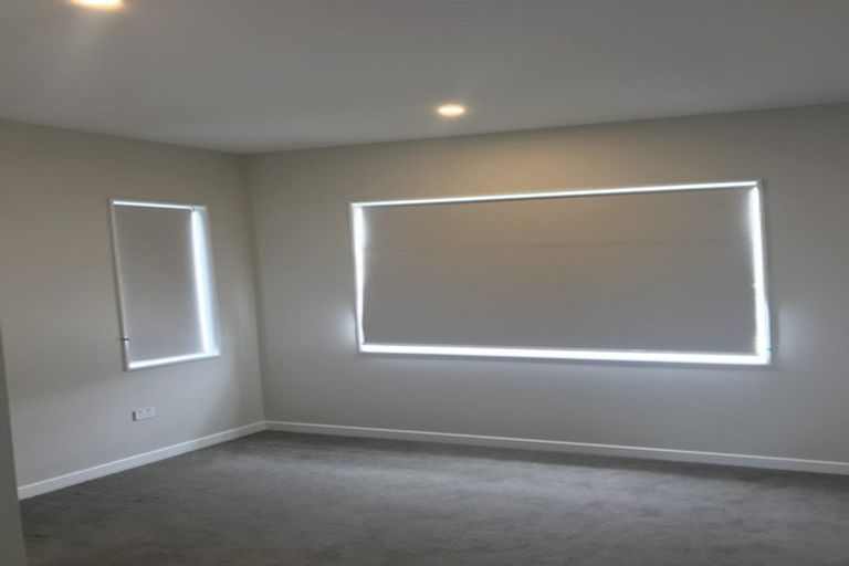 Photo of property in 10 Gunn Way, Hobsonville, Auckland, 0616