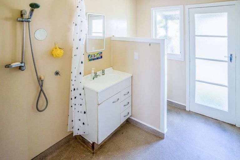 Photo of property in 112 Oak Street, Mangapapa, Gisborne, 4010