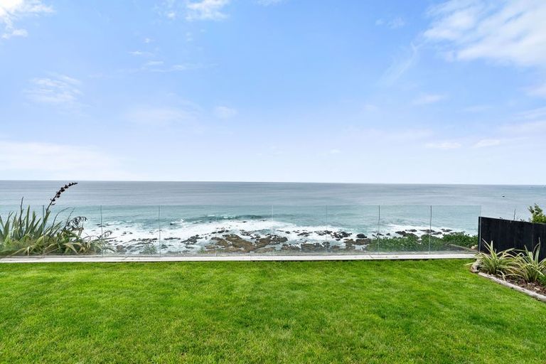 Photo of property in 191 Severn Street, Island Bay, Wellington, 6023