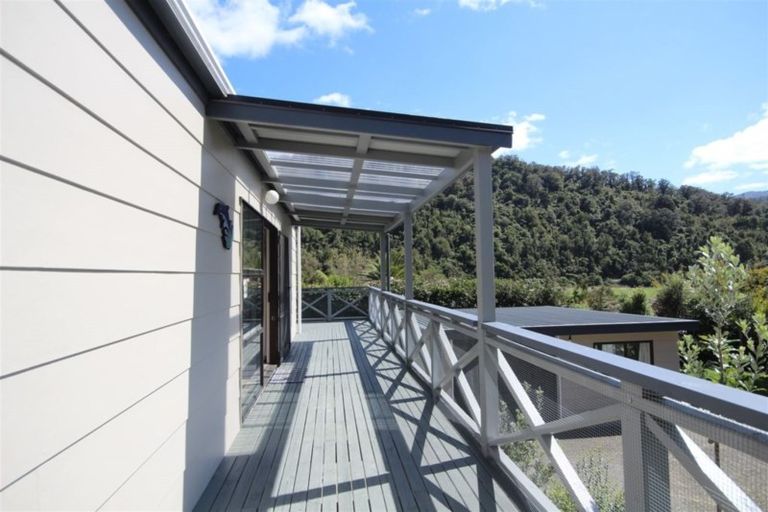 Photo of property in 10 Nikau Street, Duncan Bay, Rai Valley, 7195