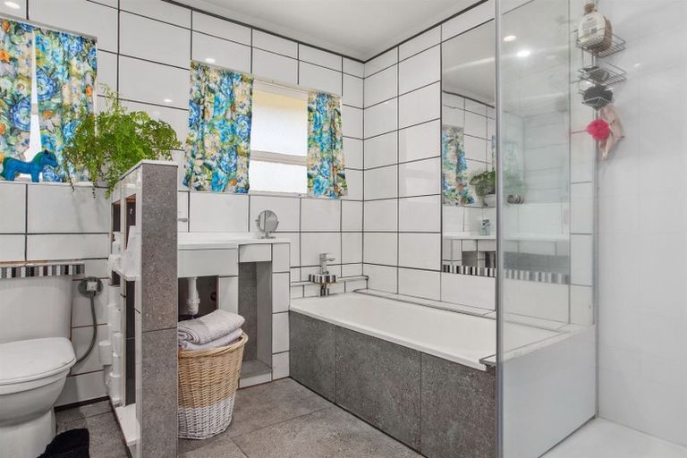 Photo of property in 21 Cobham Drive, Kawerau, 3127