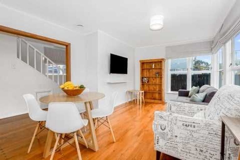 Photo of property in 61 Dimock Street, Titahi Bay, Porirua, 5022