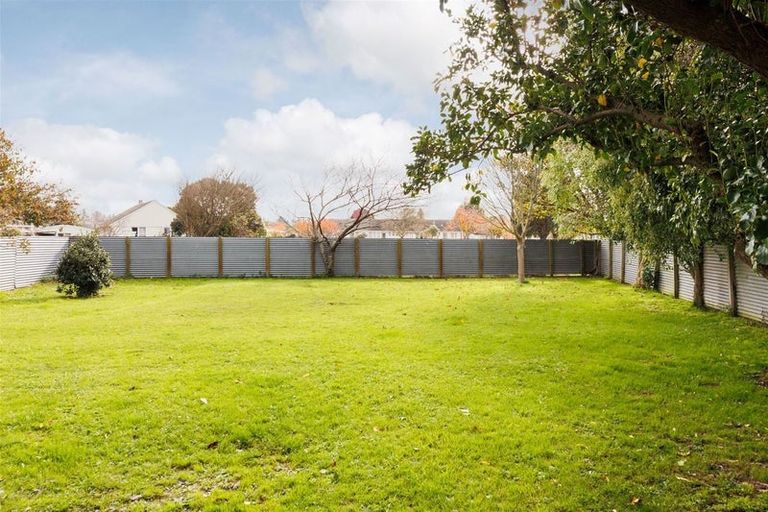 Photo of property in 16-18 Opie Place, Highbury, Palmerston North, 4412