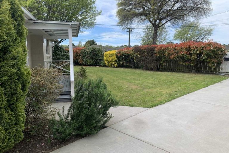 Photo of property in 16 Guildford Street, Burnside, Christchurch, 8053