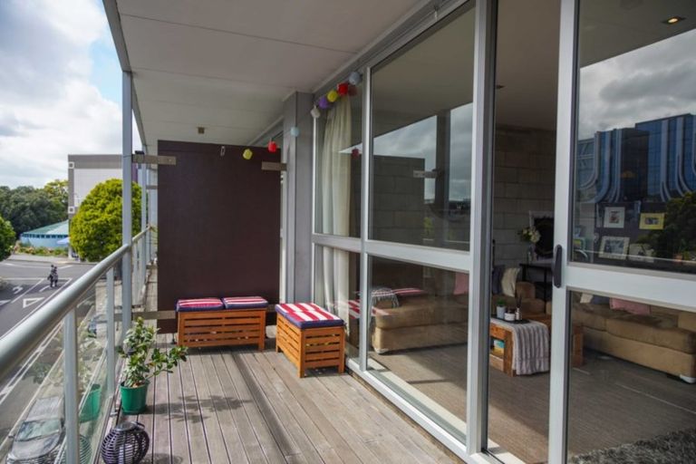 Photo of property in 1/143g Carlton Gore Road, Newmarket, Auckland, 1023
