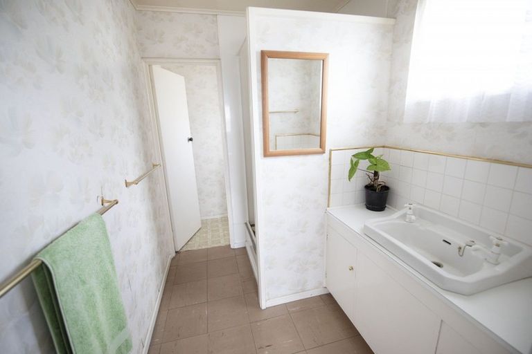 Photo of property in 5 Gillies Crescent, Waimarama, Havelock North, 4294