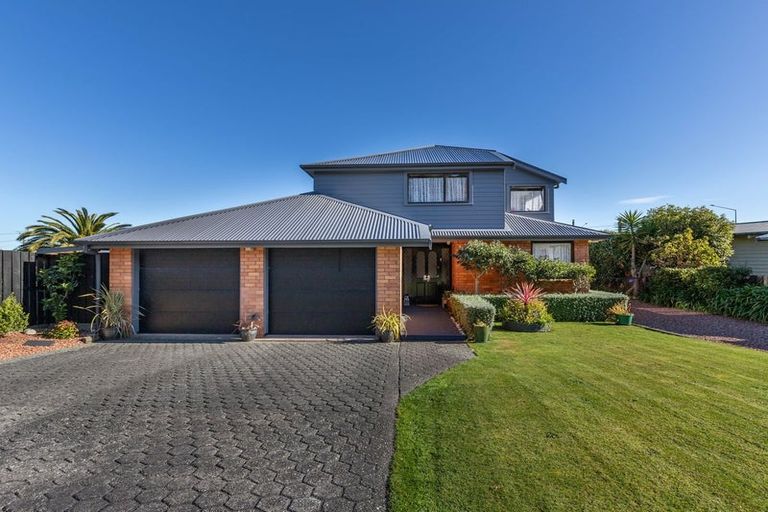 Photo of property in 14 Loris Place, Karoro, Greymouth, 7805