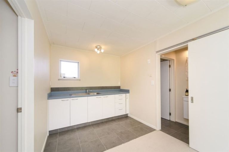 Photo of property in 9 Kaimanawa Street, Kelvin Grove, Palmerston North, 4414