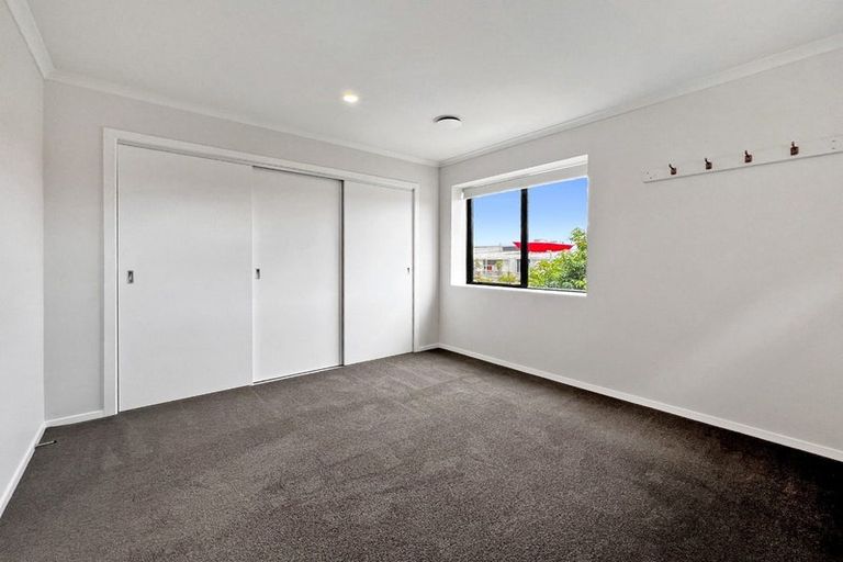 Photo of property in 91c Hobsonville Point Road, Hobsonville, Auckland, 0616