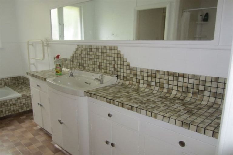 Photo of property in 41 Main South Road, Karoro, Greymouth, 7805