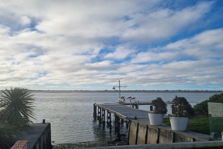 Photo of property in 102 Beachville Road, Redcliffs, Christchurch, 8081