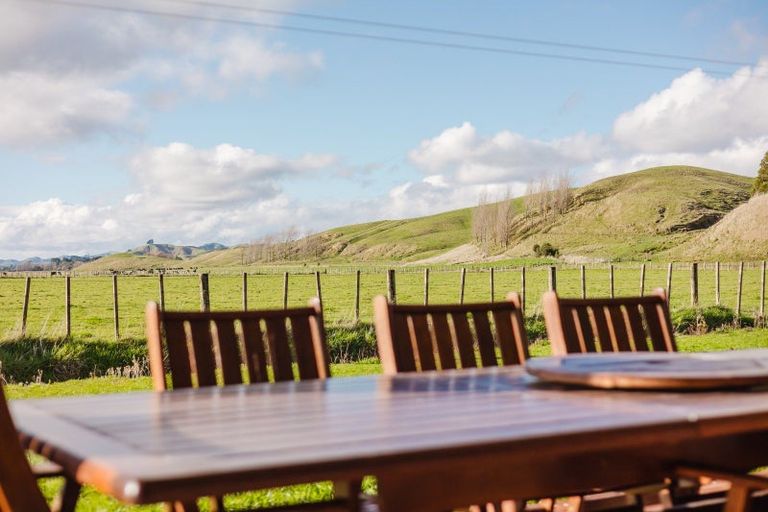 Photo of property in 23a Edward Street