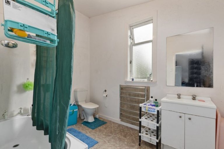 Photo of property in 52 Victoria Street, Petone, Lower Hutt, 5012