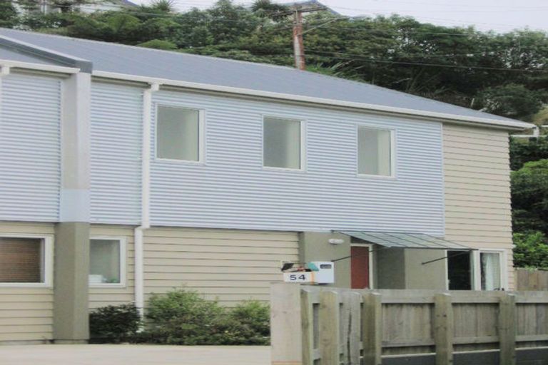 Photo of property in 54 Fortunatus Street, Brooklyn, Wellington, 6021