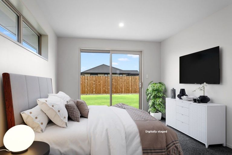 Photo of property in 18 Grey View Grove, Rangiora, 7400