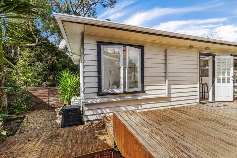 Photo of property in 13a Kinvig Place, Ranui, Auckland, 0612