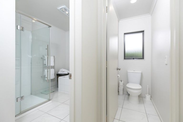 Photo of property in 71 Ayrshire Drive, Grandview Heights, Hamilton, 3200