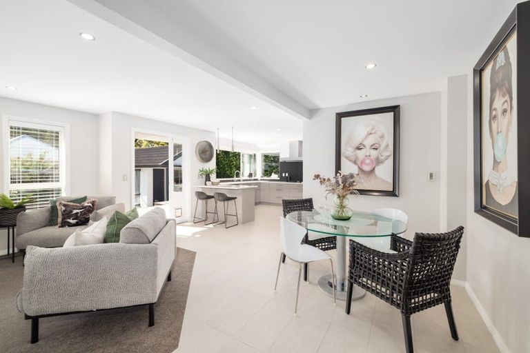 Photo of property in 48 Glandovey Road, Fendalton, Christchurch, 8052