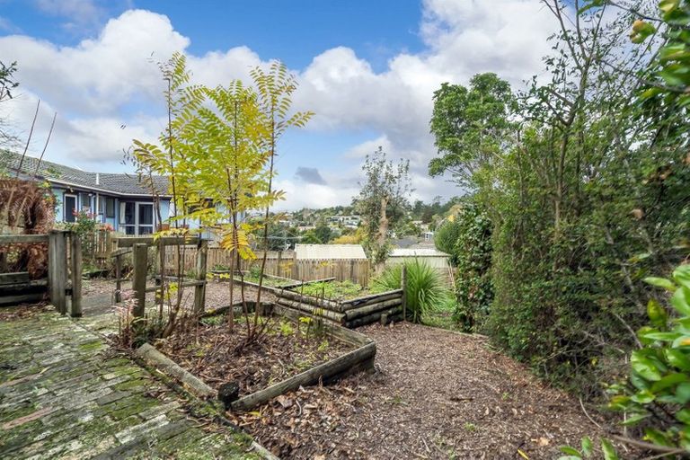 Photo of property in 1 Sunburst Lane, Torbay, Auckland, 0630