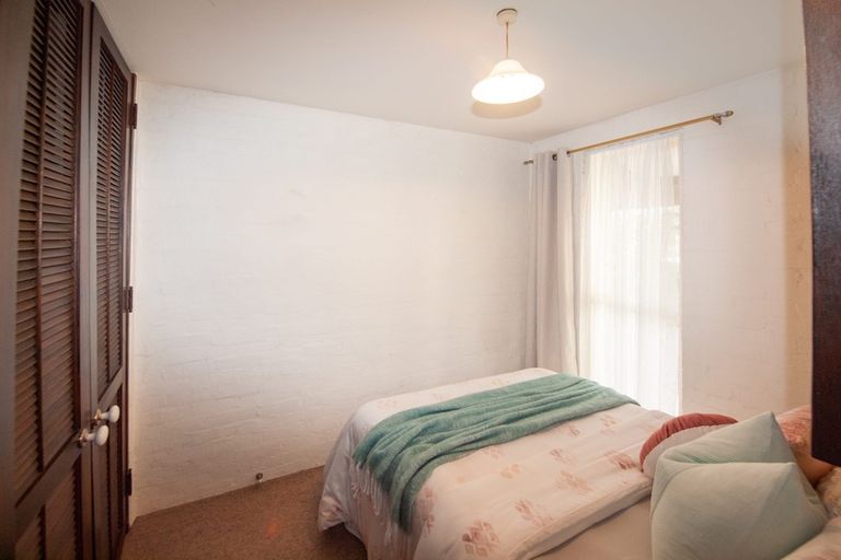 Photo of property in 141h Churton Drive, Churton Park, Wellington, 6037