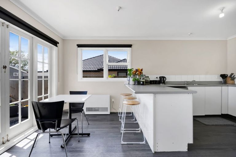 Photo of property in 22a Pukatea Street, Inglewood, 4330