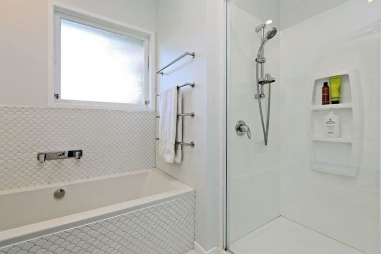 Photo of property in 78 Napier Road, Havelock North, 4130