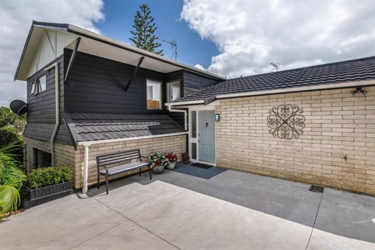 Photo of property in 1/21a Norman Road, Hauraki, Auckland, 0622