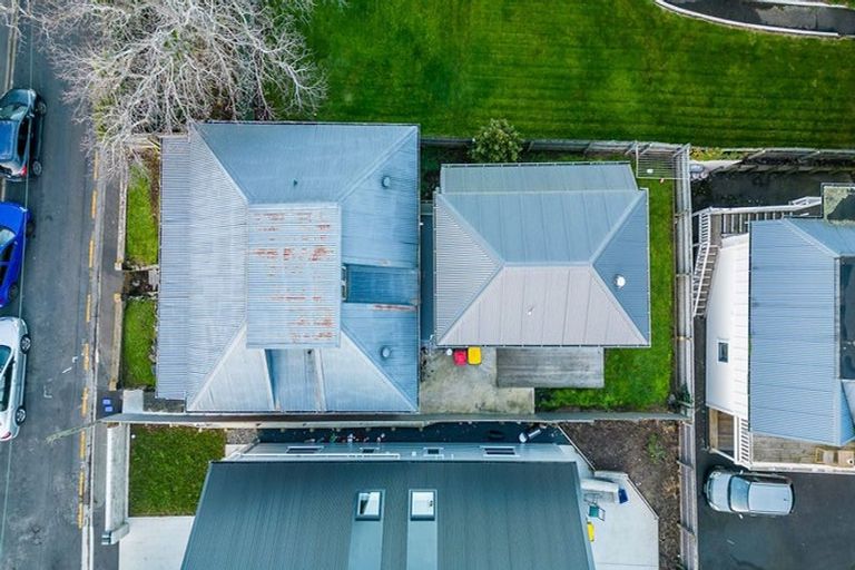 Photo of property in 6 Agnew Street, North Dunedin, Dunedin, 9016