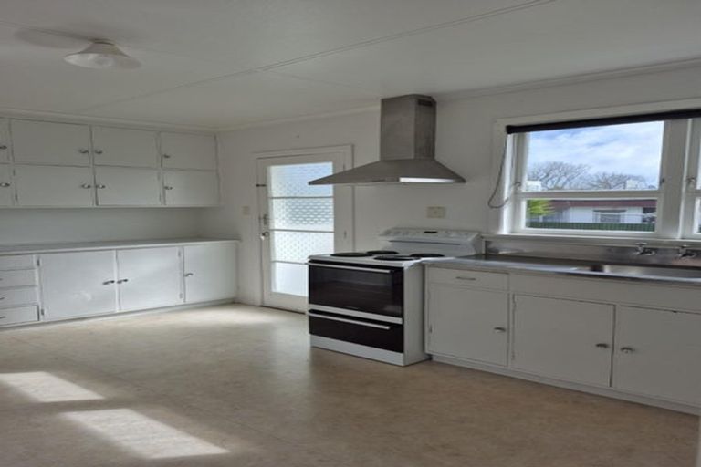 Photo of property in 147 Winchester Street, Levin, 5510