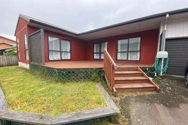 Photo of property in 48a Beauchamp Street, Tawa, Wellington, 5028