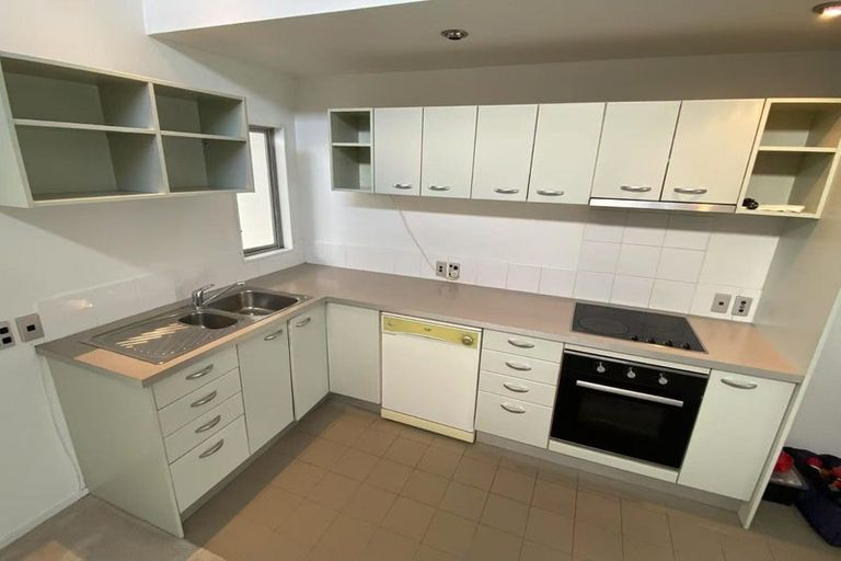 Photo of property in 9/5 Millais Street, Grey Lynn, Auckland, 1021