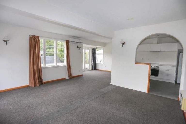 Photo of property in 48 Balgay Street, Upper Riccarton, Christchurch, 8041
