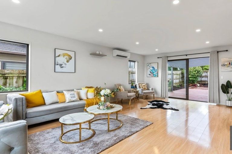 Photo of property in 13 Huahua Crescent, Papakura, 2110