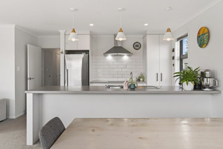 Photo of property in 14 Empire Crescent, Papamoa, 3118