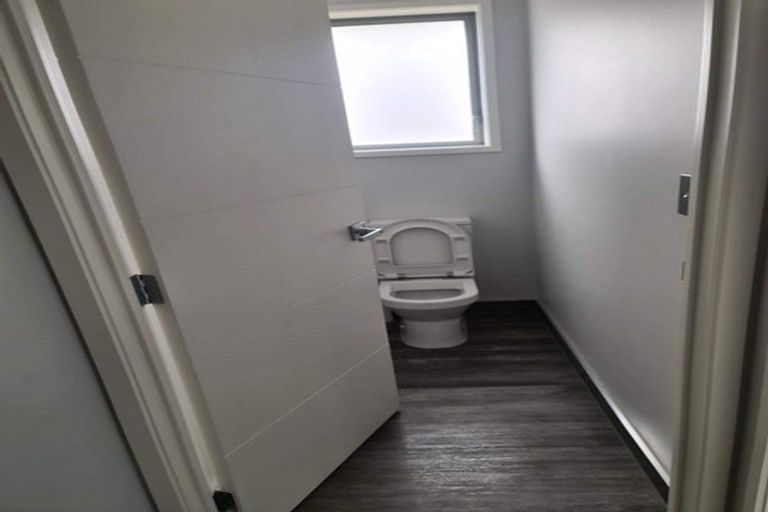 Photo of property in 17 Gibboney Place, Pokeno, 2402