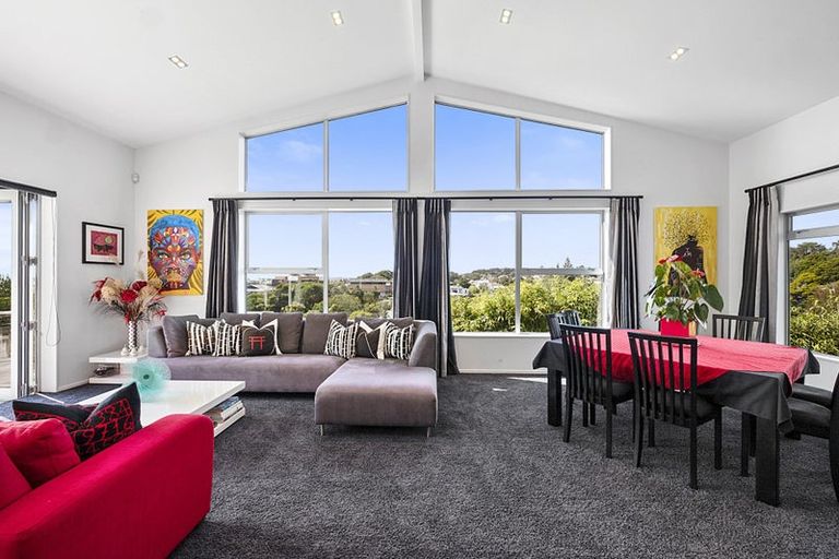 Photo of property in 86 Brougham Street, New Plymouth, 4310